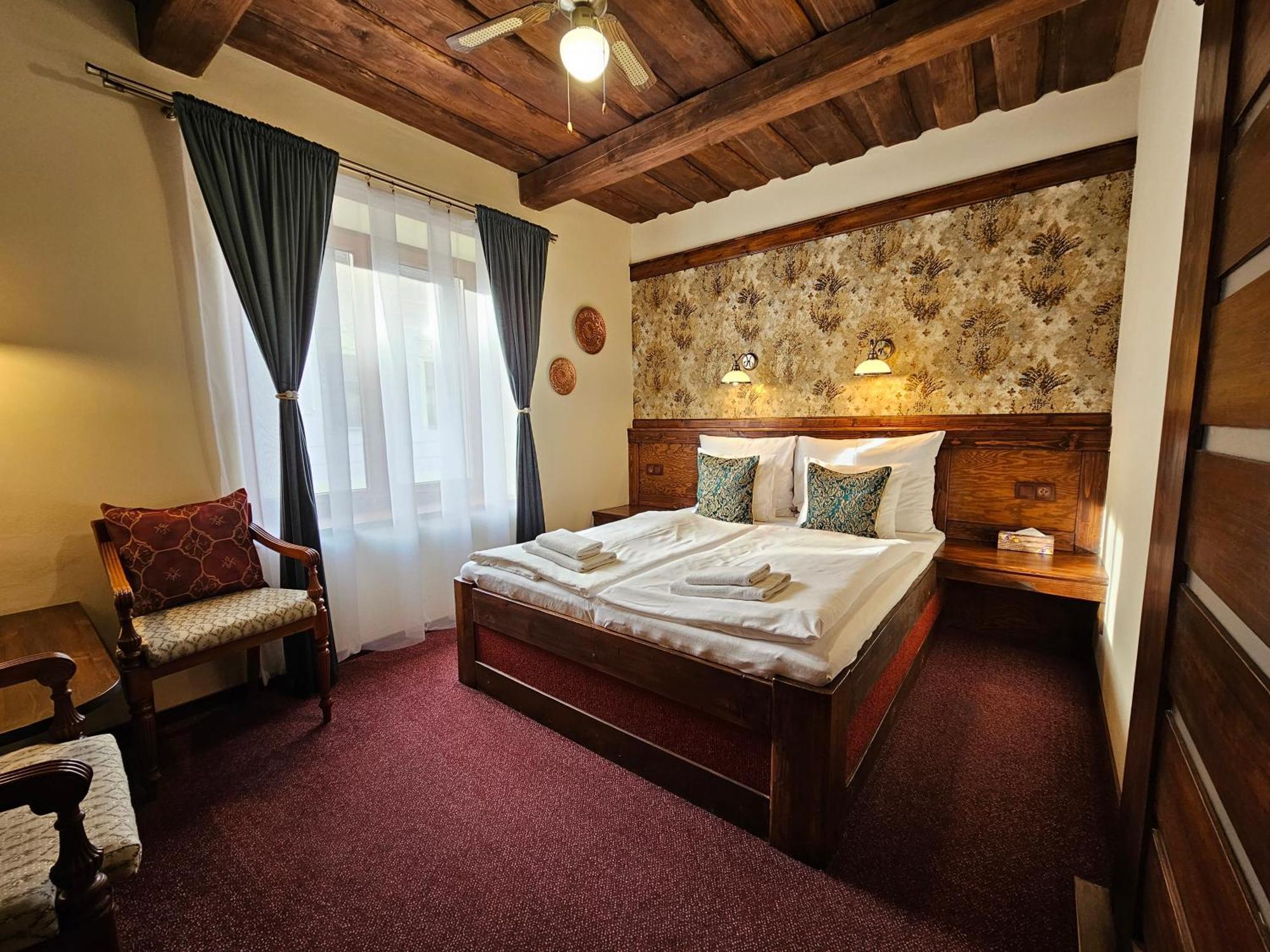 Hotel Galerie Роудніце-над-Лабем Екстер'єр фото