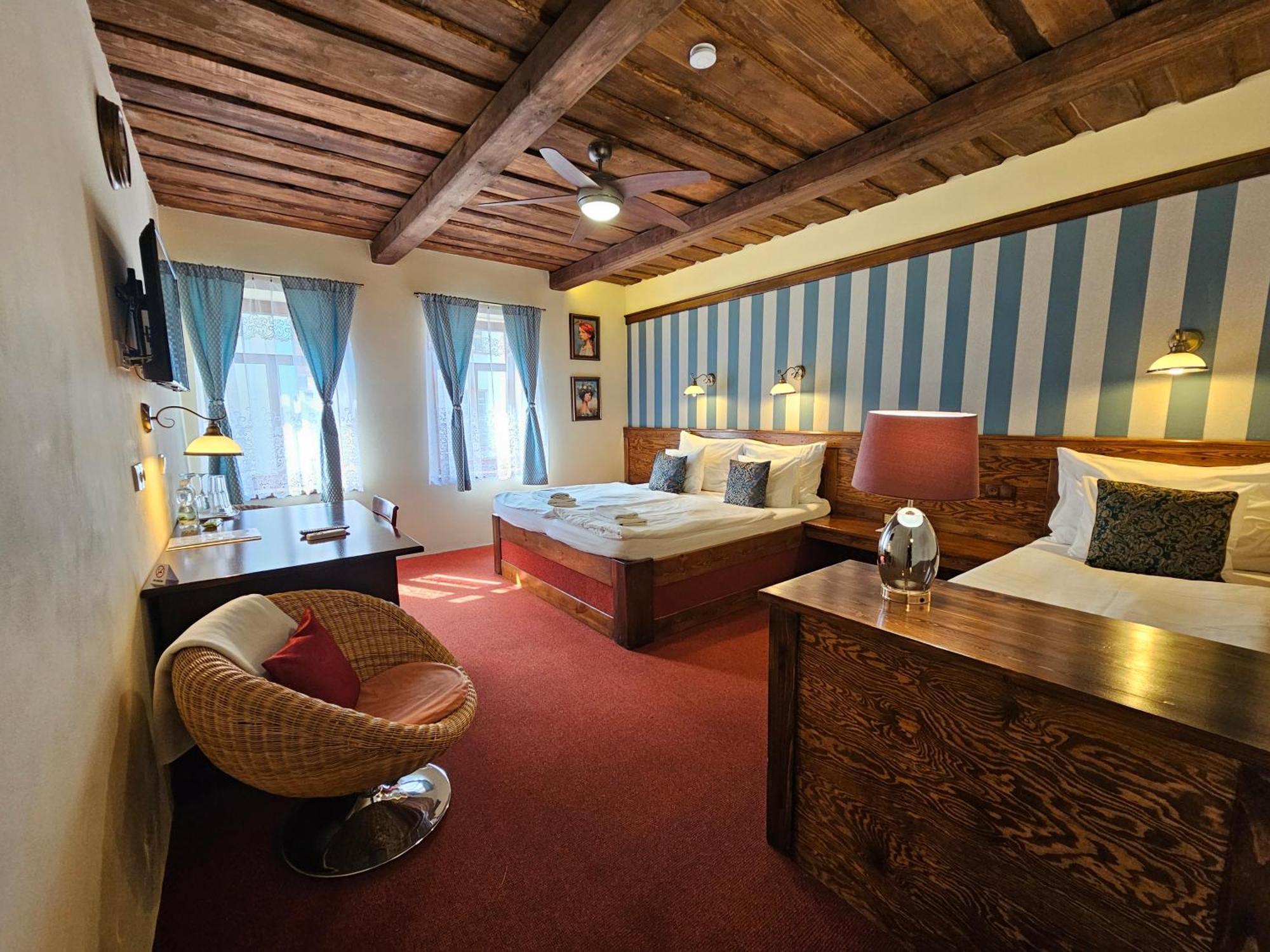 Hotel Galerie Роудніце-над-Лабем Екстер'єр фото